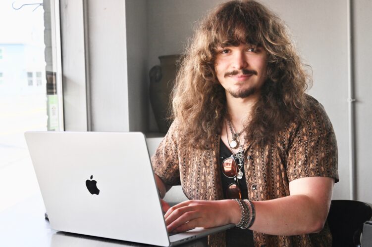 Young graphic designer’s passion fuels rapid success | News, Sports, Jobs